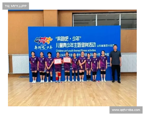 潍坊站儿童组迷你型赛亮相 5到8岁小选手萌态百出赢得观众喝彩 潍坊站儿童组迷你型赛亮相 5到8岁小选手萌态百出赢得观众喝彩